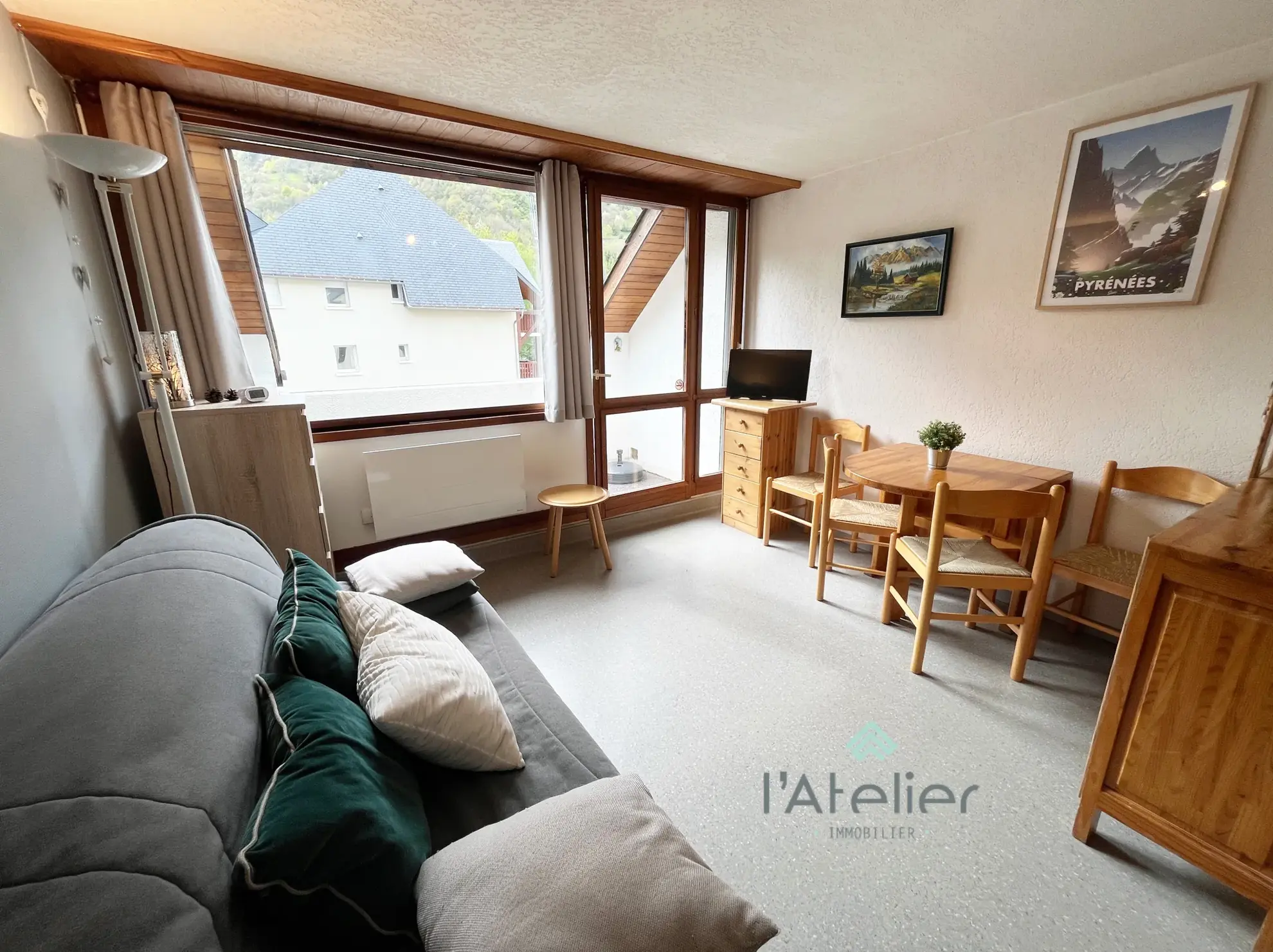 Studio rénové de 23 m² avec terrasse au cœur de Saint-Lary, exposition Sud-Ouest 