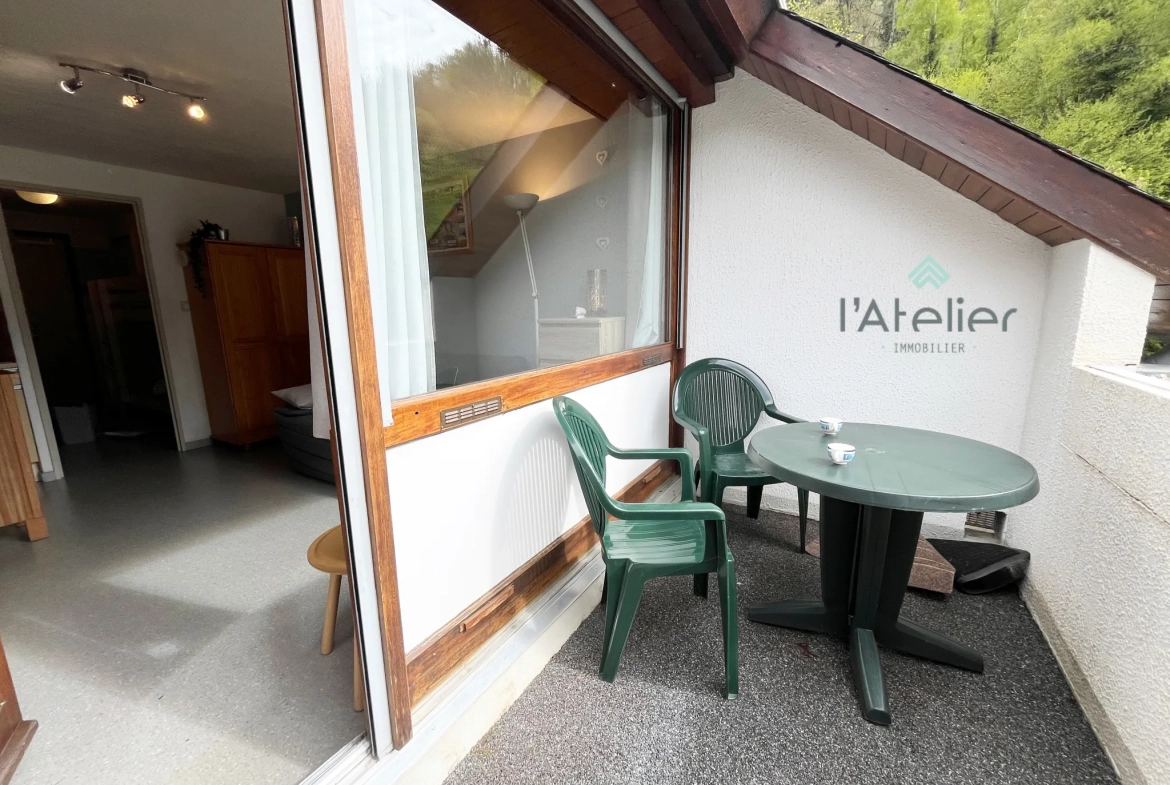 Studio rénové de 23 m² avec terrasse au cœur de Saint-Lary, exposition Sud-Ouest 
