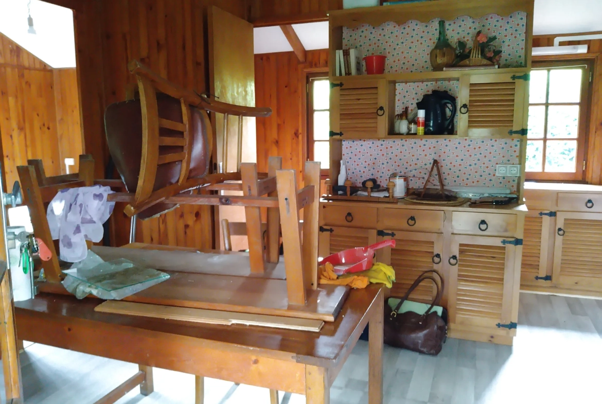 Terrain de loisir de 755 m² avec maisonette à Souge le Ganelon en vente 