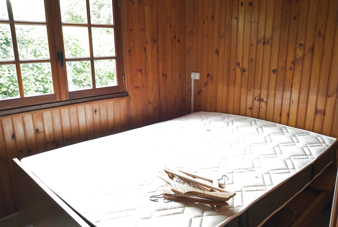 Terrain de loisir de 755 m² avec maisonette à Souge le Ganelon en vente 