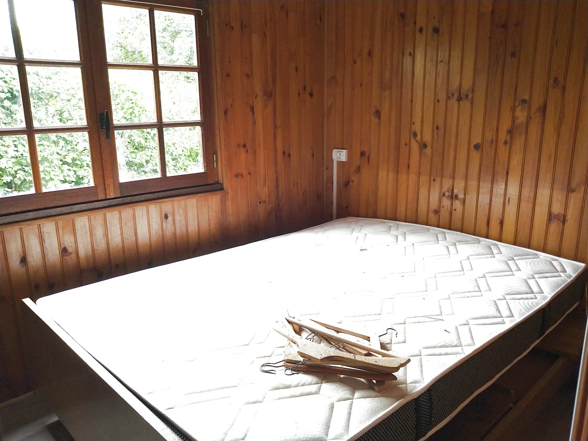 Terrain de loisir de 755 m² avec maisonette à Souge le Ganelon en vente 