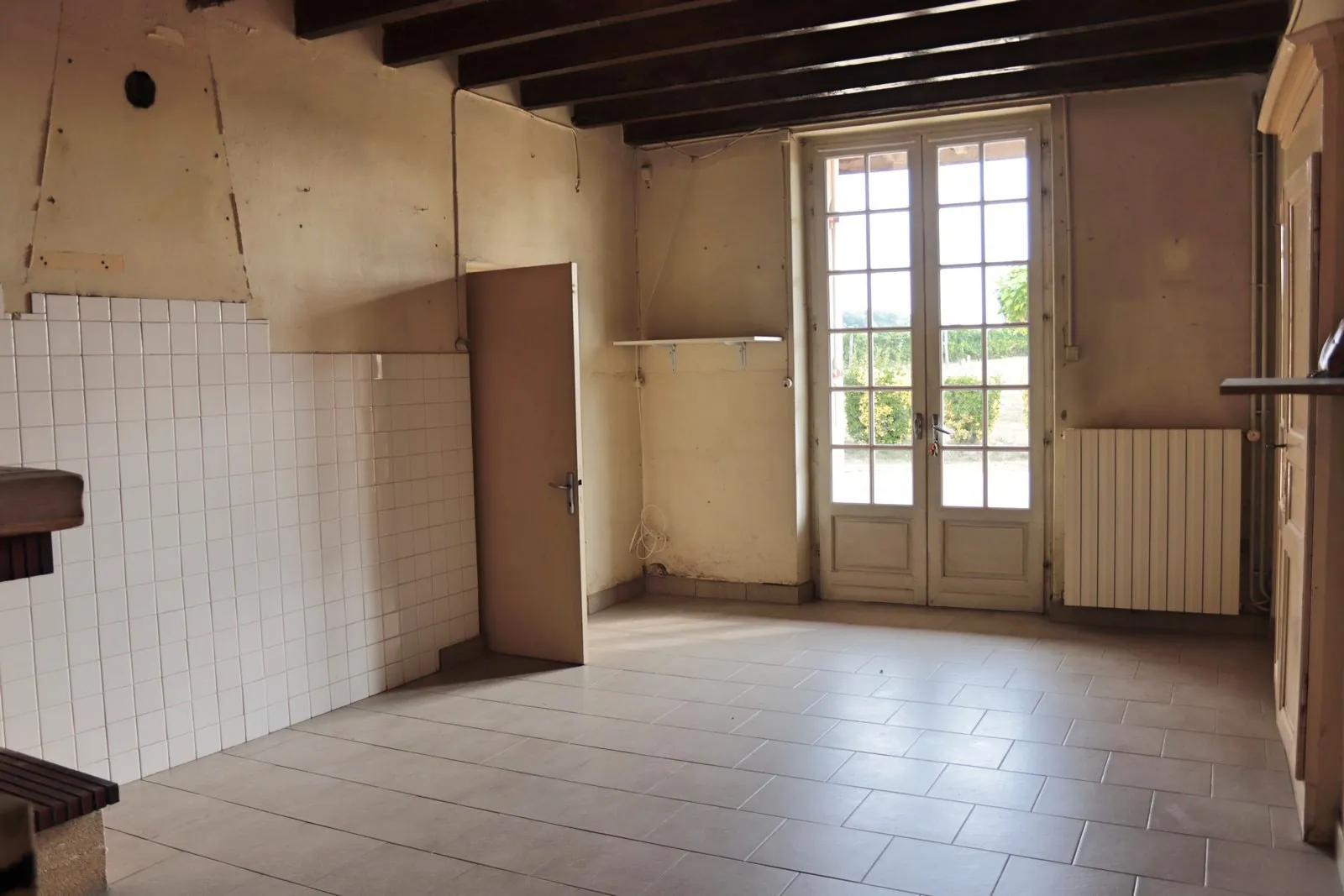 Ancienne ferme viticole à Caplong avec dépendances et terrain de 6095 m² 