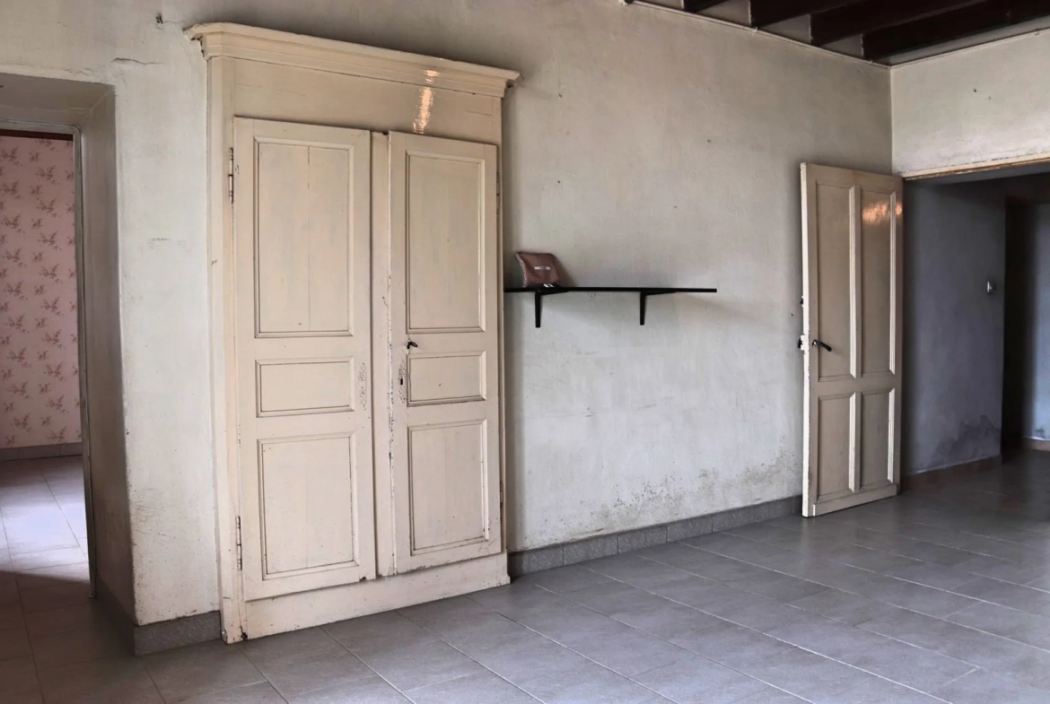 Ancienne ferme viticole à Caplong avec dépendances et terrain de 6095 m² 