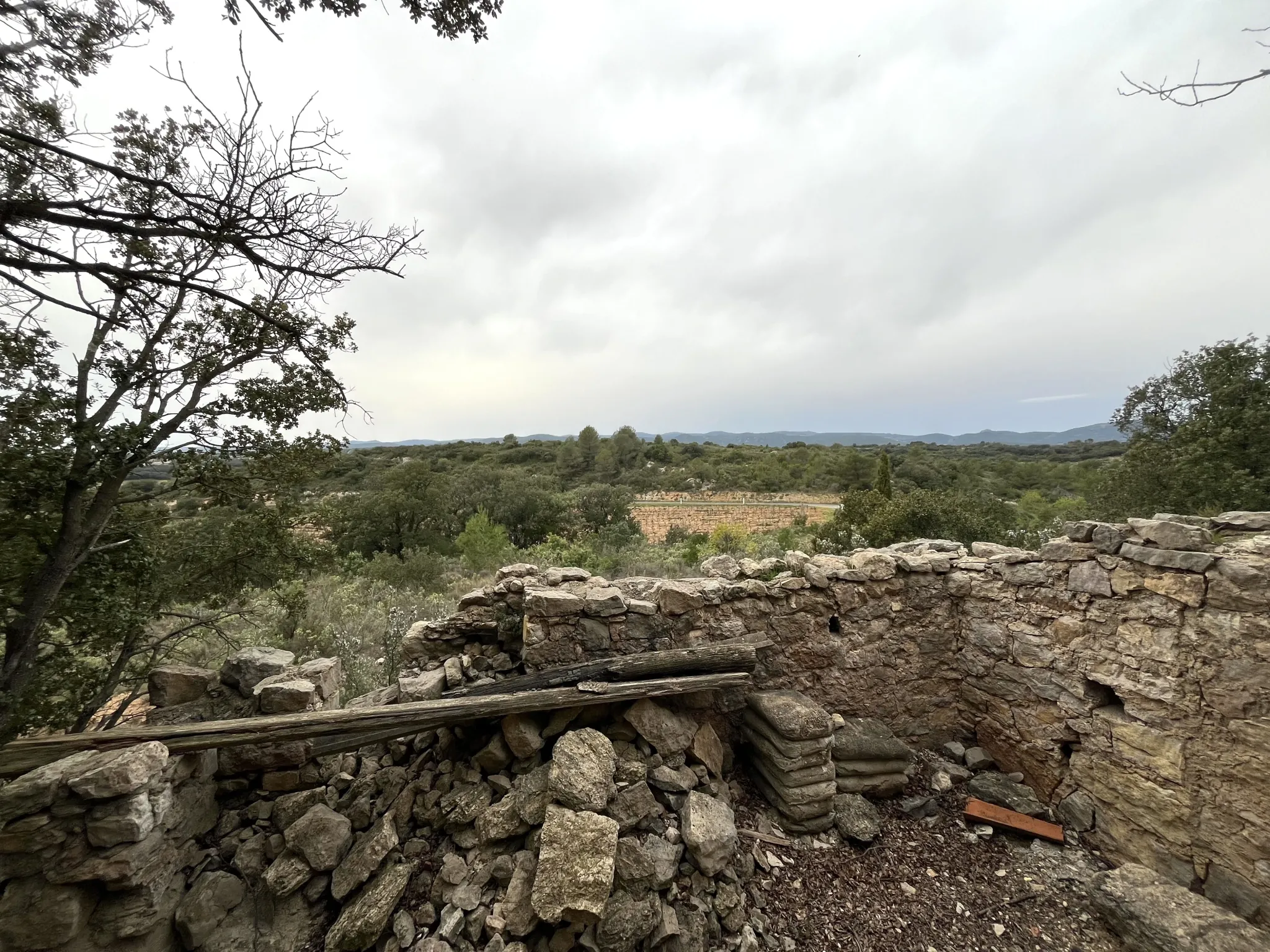 Terrain agricole et de loisirs à vendre entre Saint-Chinian et Assignan - 9590 m² 