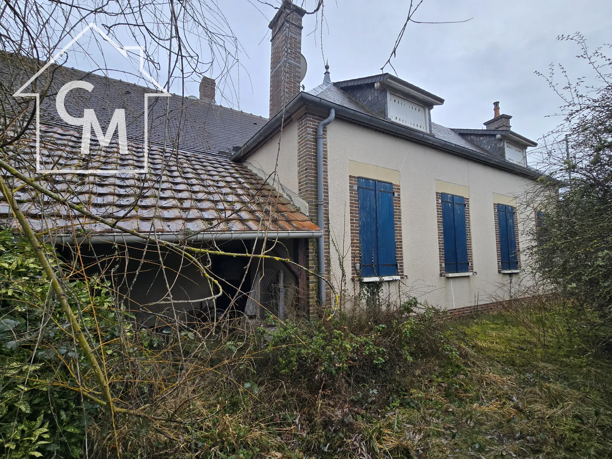 Maison avec dépendances et jardin à vendre à Fournaudin 