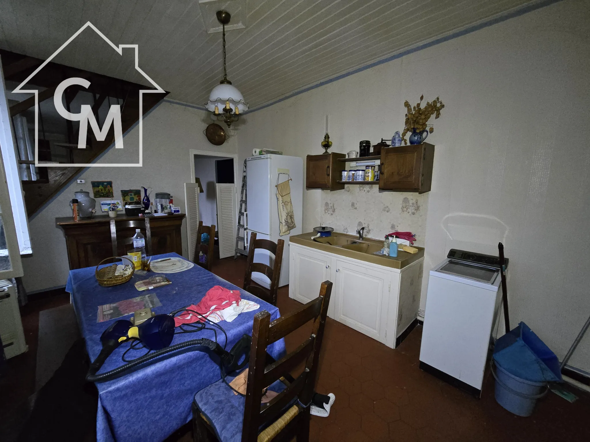 Maison avec dépendances et jardin à vendre à Fournaudin 