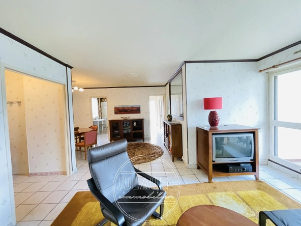 Appartement T4 à Limoges – 87 m² dans résidence sécurisée avec ascenseur 