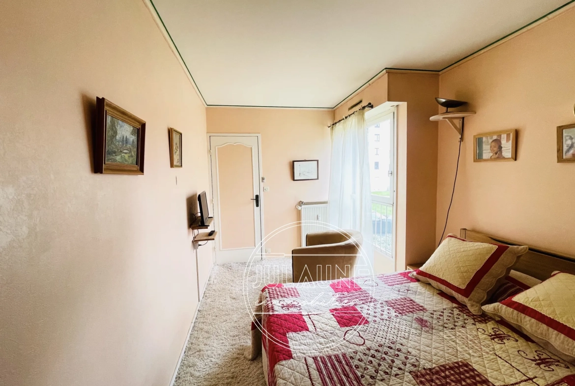 Appartement T4 à Limoges – 87 m² dans résidence sécurisée avec ascenseur 