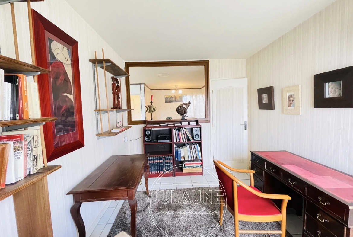 Appartement T4 à Limoges – 87 m² dans résidence sécurisée avec ascenseur 