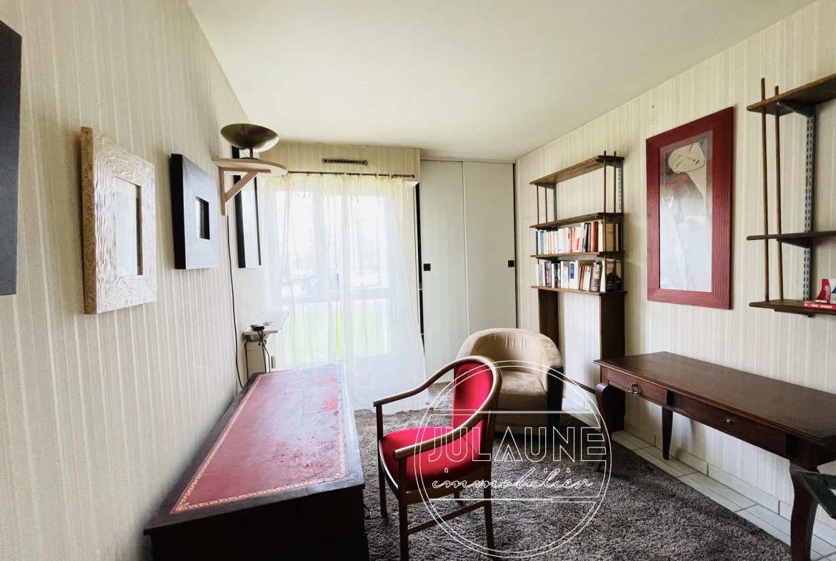 Appartement T4 à Limoges – 87 m² dans résidence sécurisée avec ascenseur 