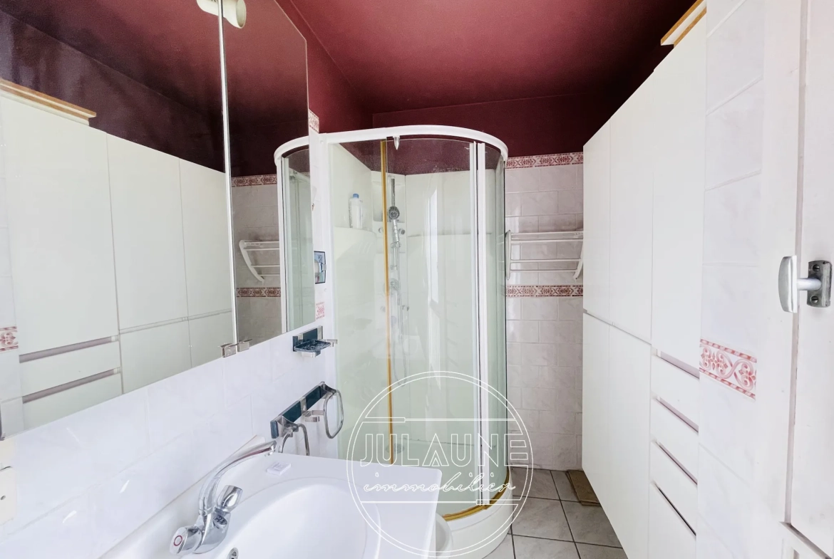Appartement T4 à Limoges – 87 m² dans résidence sécurisée avec ascenseur 