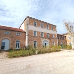 Appartement 5 pièces rénové avec terrasse à Crêches-sur-Saône