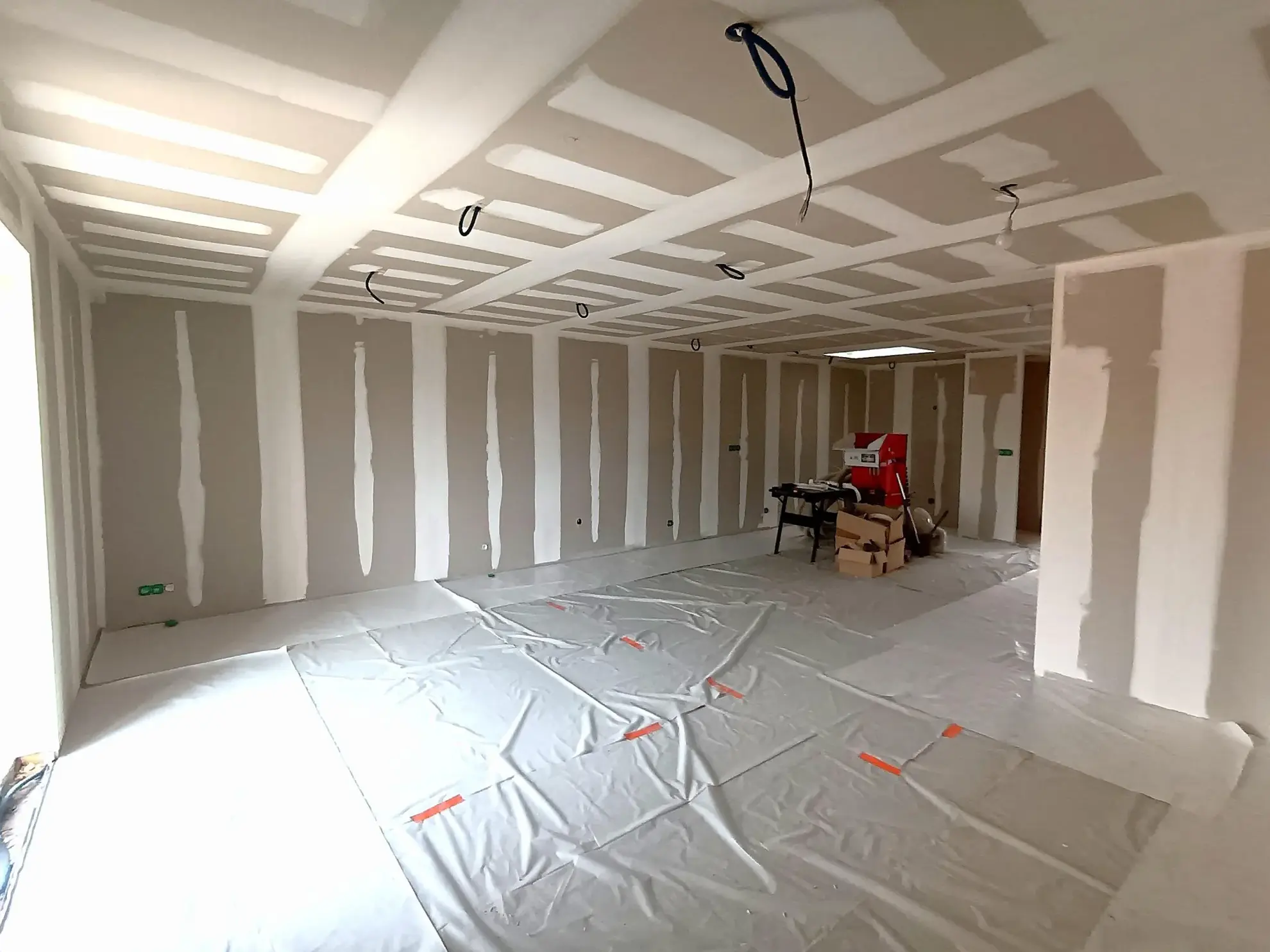 Appartement 5 pièces rénové avec terrasse à Crêches-sur-Saône 