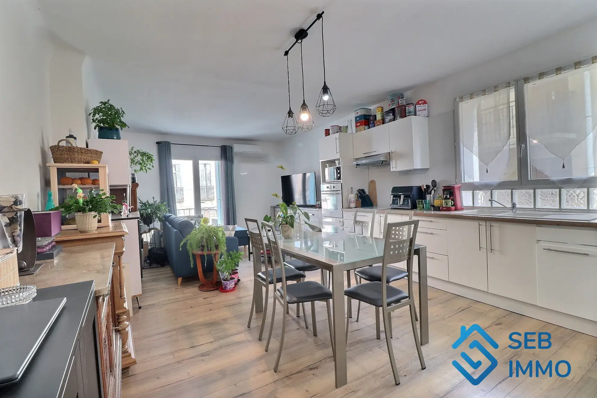 Maison de village rénovée de 129 m² à Canet-en-Roussillon, centre-ville 