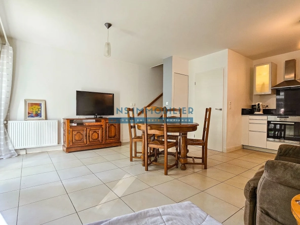 Appartement F3 Duplex avec Terrasse, Jardin Privé et Box en Sous-Sol à Sartrouville 