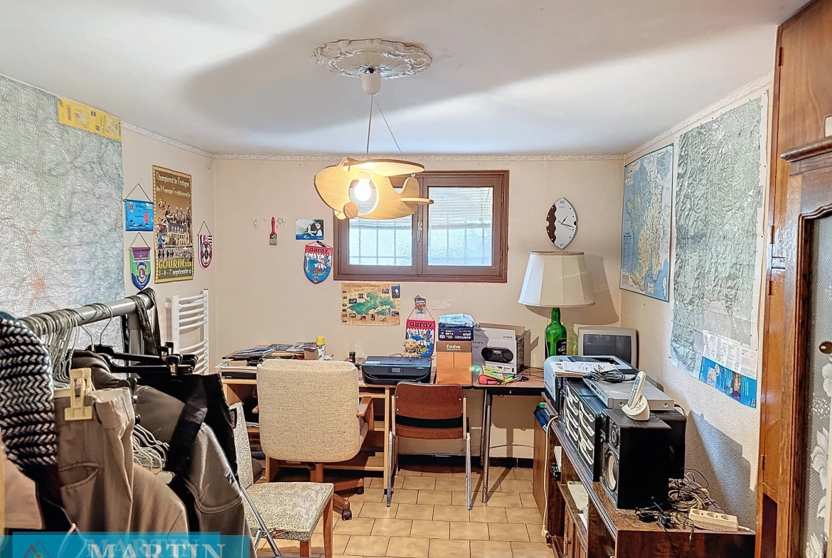 Villa 6 pièces en 3 faces à Céret, 143 m² avec jardin et potentiel divisé 