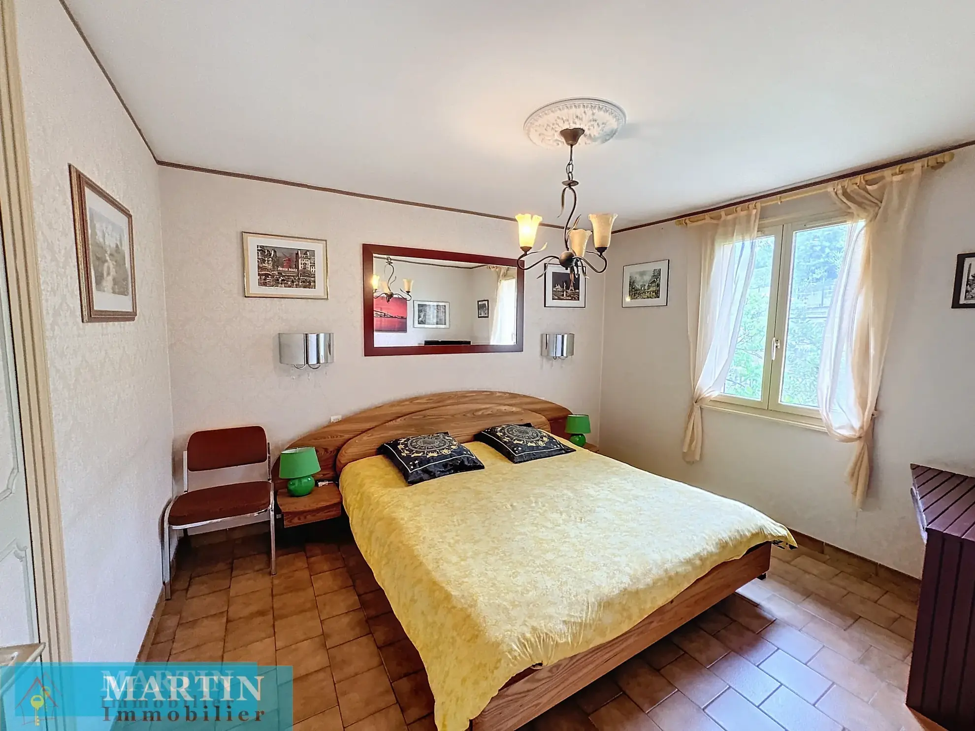 Villa 6 pièces en 3 faces à Céret, 143 m² avec jardin et potentiel divisé 