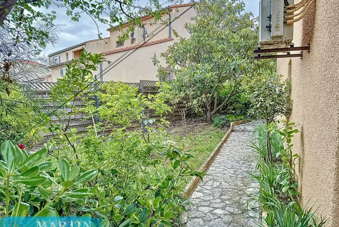 Villa 6 pièces en 3 faces à Céret, 143 m² avec jardin et potentiel divisé 