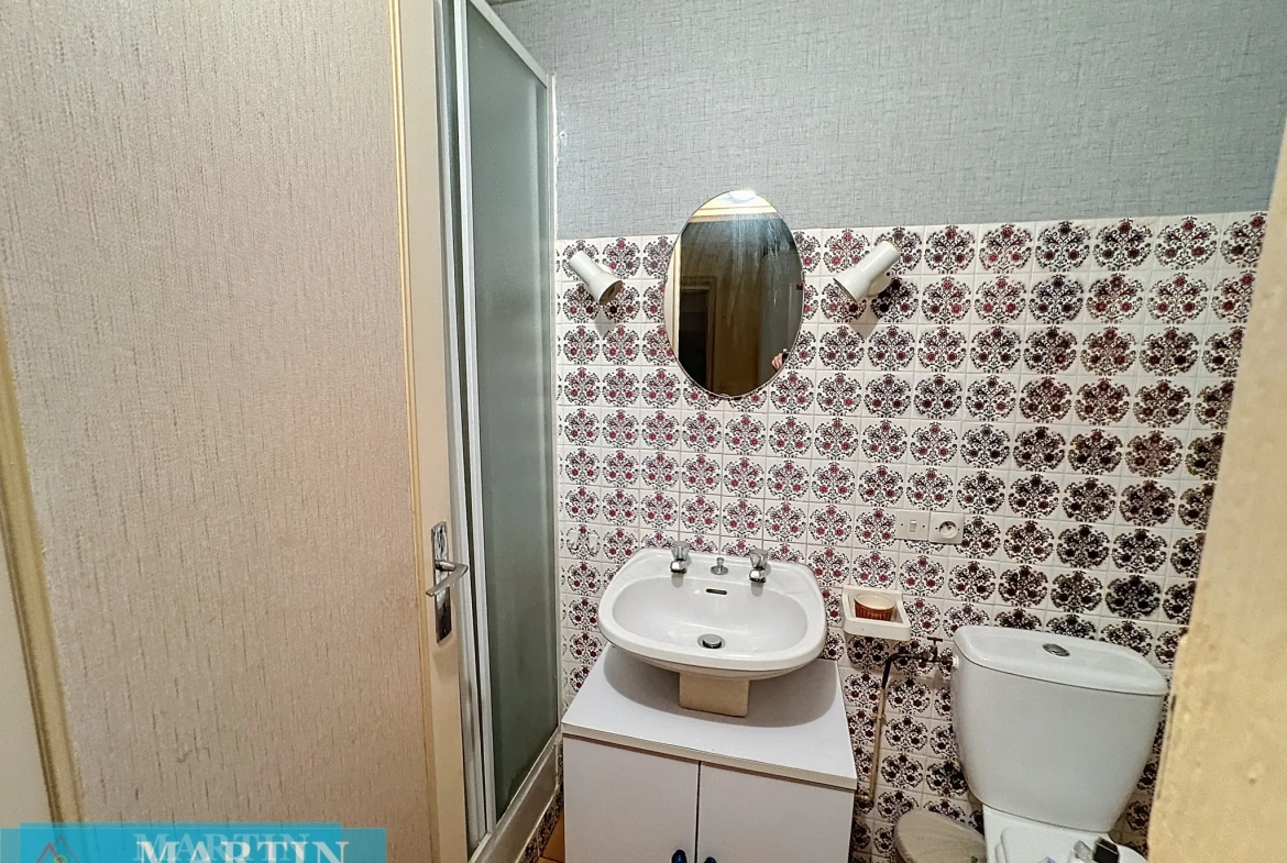 Villa 6 pièces en 3 faces à Céret, 143 m² avec jardin et potentiel divisé 