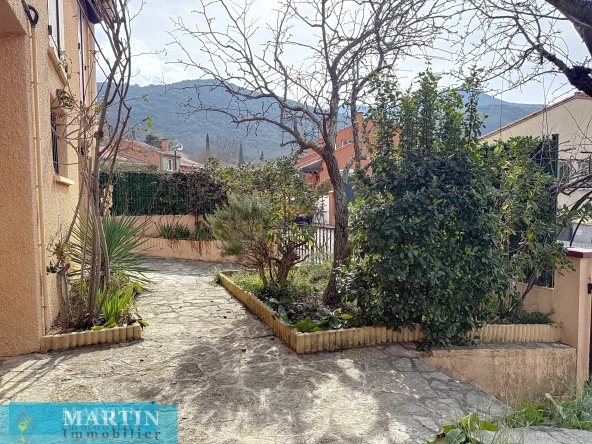 Villa 6 pièces en 3 faces à Céret, 143 m² avec jardin et potentiel divisé