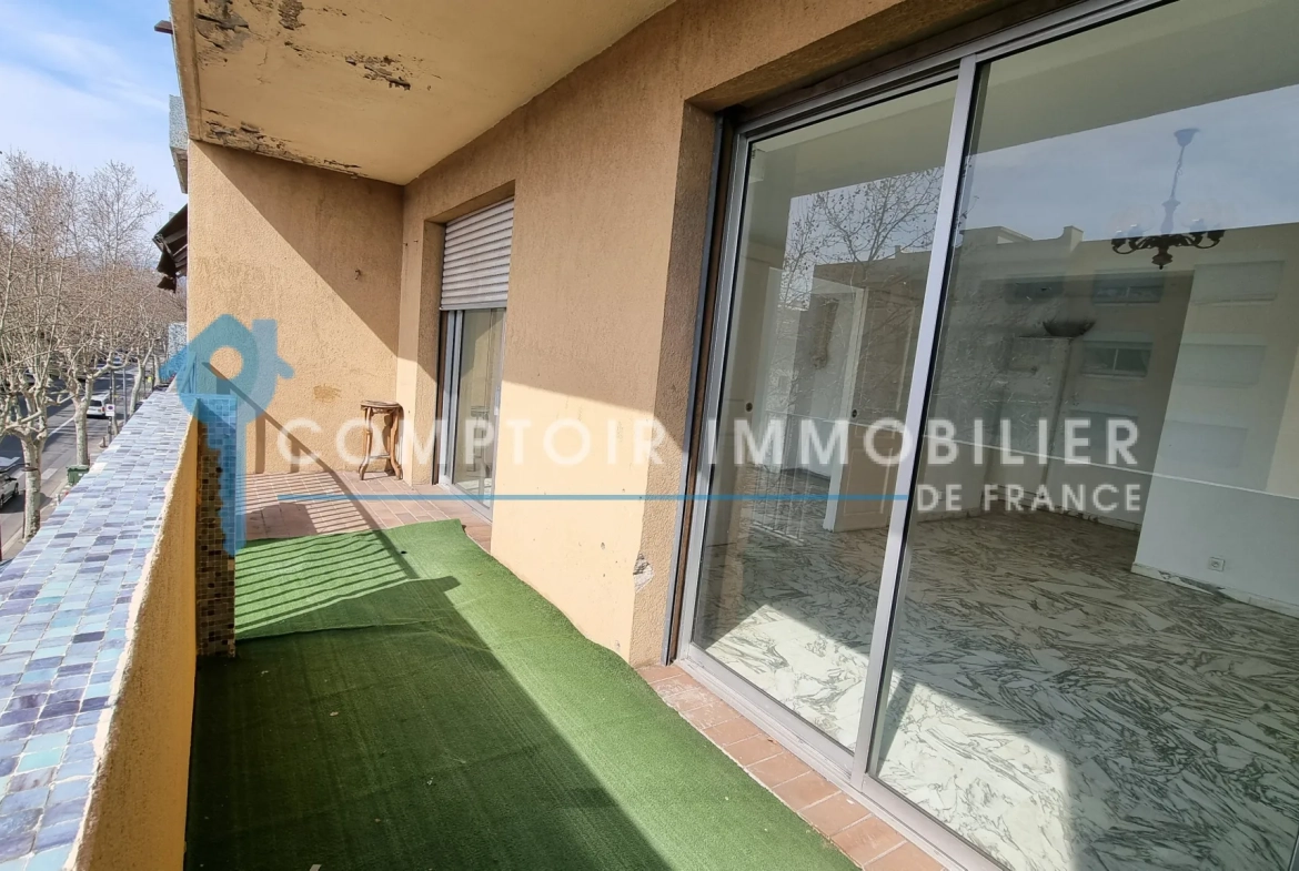 Appartement T4 à Draguignan avec terrasse, cave et parking - Idéal investisseur ou famille 