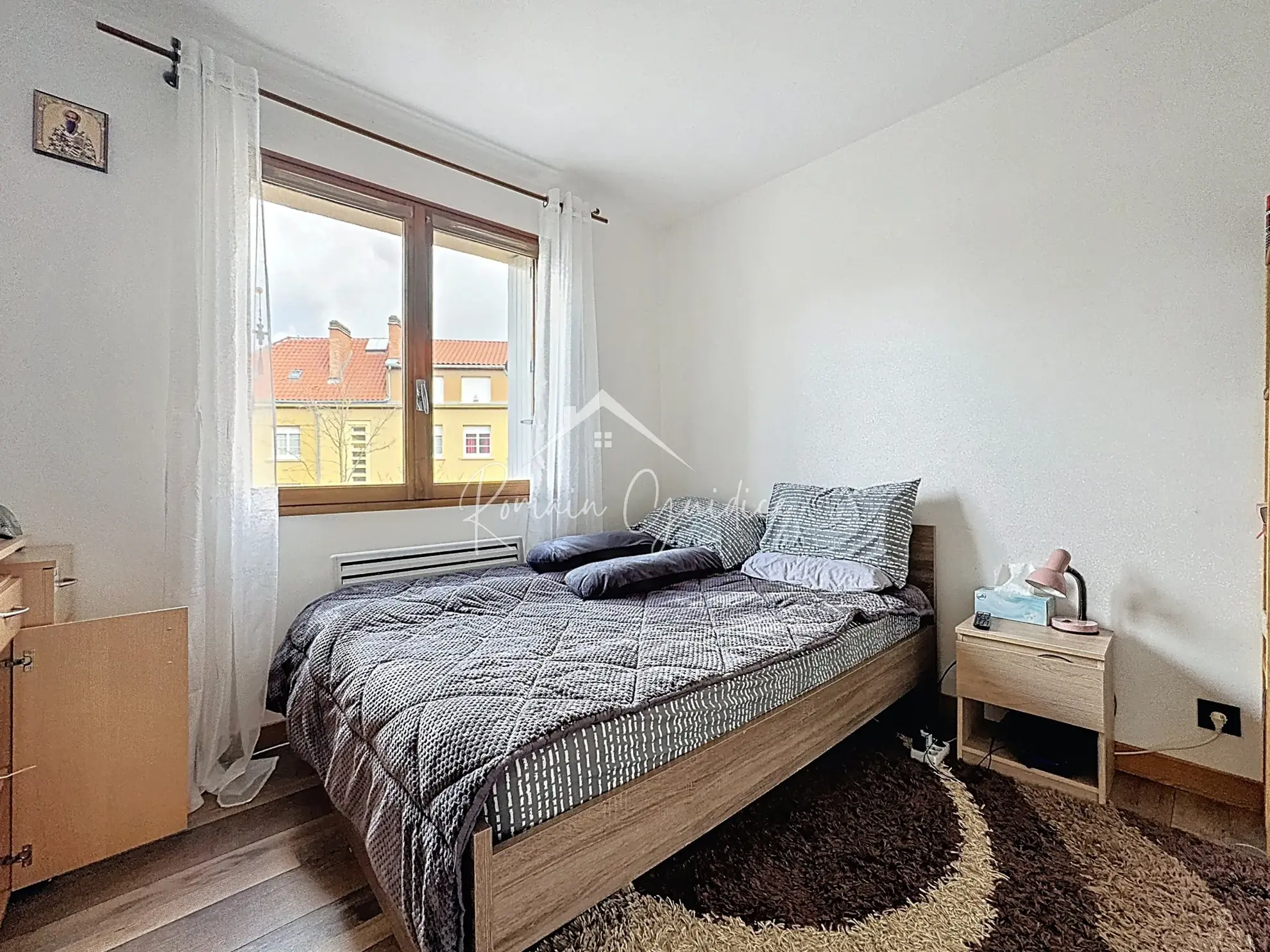 Bel appartement F5 rénové de 85 m² avec garage et cave à Millau 