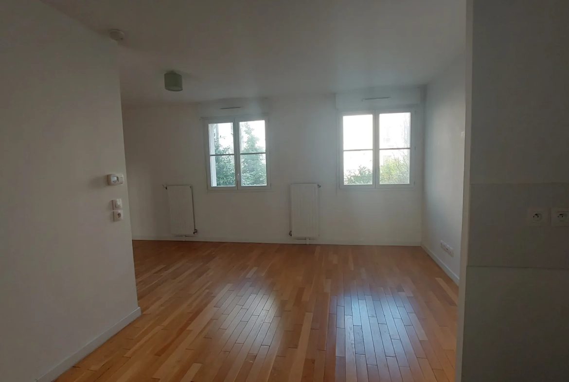 Studio à Chaville Centre-ville avec ascenseur, idéal investisseur ou premier achat 