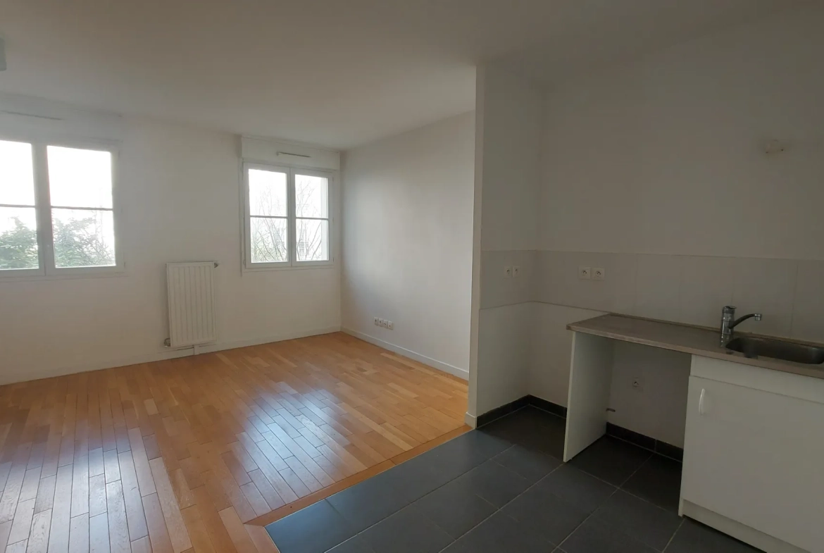 Studio à Chaville Centre-ville avec ascenseur, idéal investisseur ou premier achat 