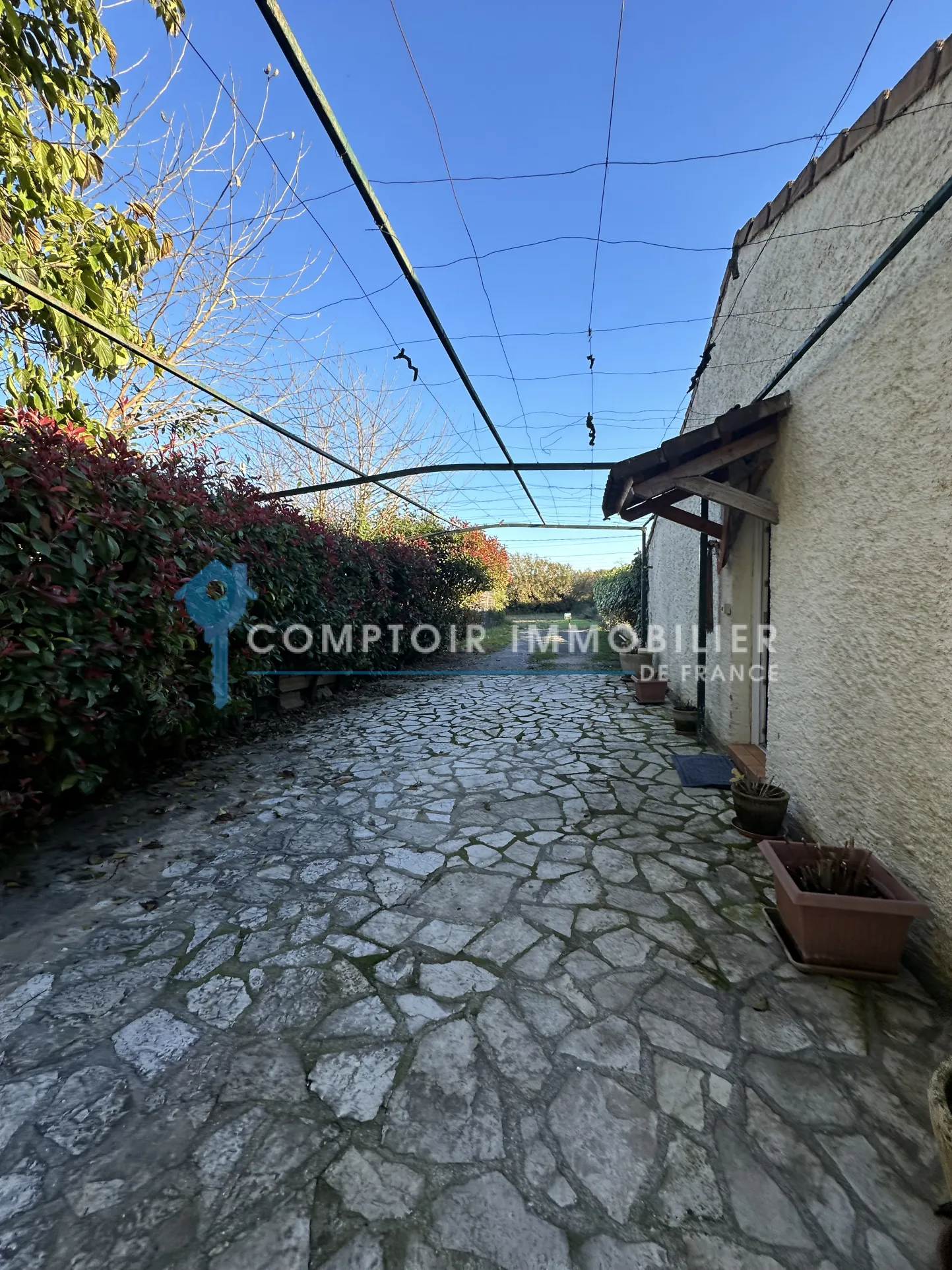 Villa de plain-pied à vendre à Anduze avec grand terrain 