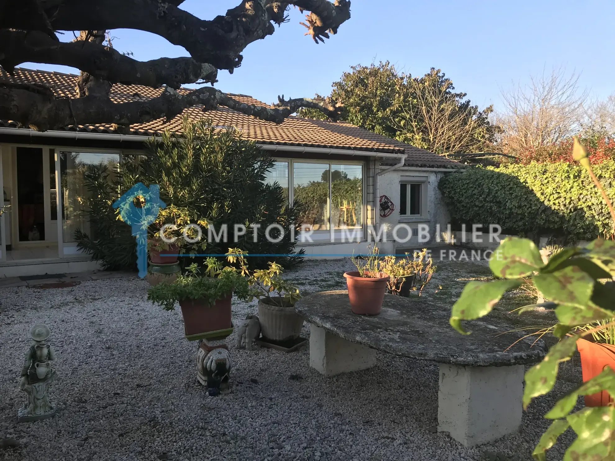 Villa de plain-pied à vendre à Anduze avec grand terrain 