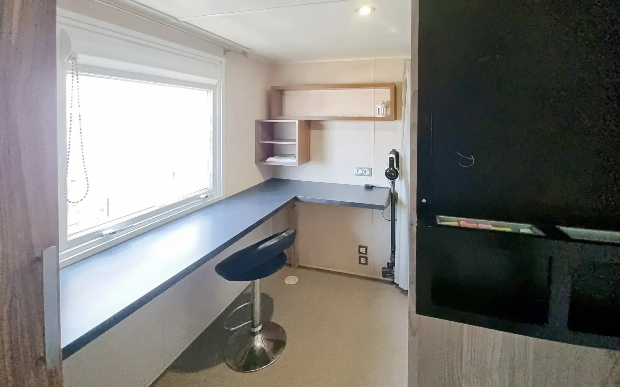 Terrain de loisir de 221 m² avec cottage, dépendances et garage à Bourgneuf en Retz 