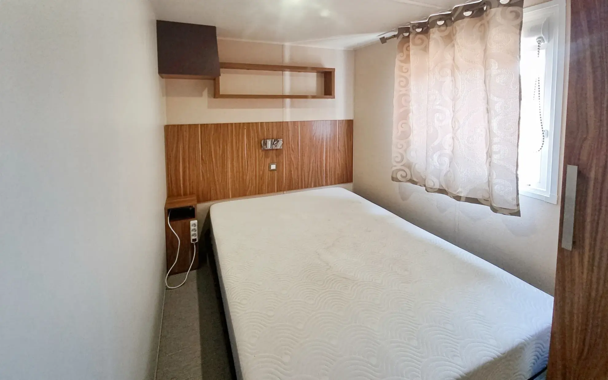 Terrain de loisir de 221 m² avec cottage, dépendances et garage à Bourgneuf en Retz 