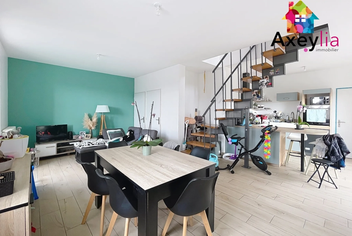 À vendre maison rénovée avec 4 chambres, garage et terrasse à Cuinzier 