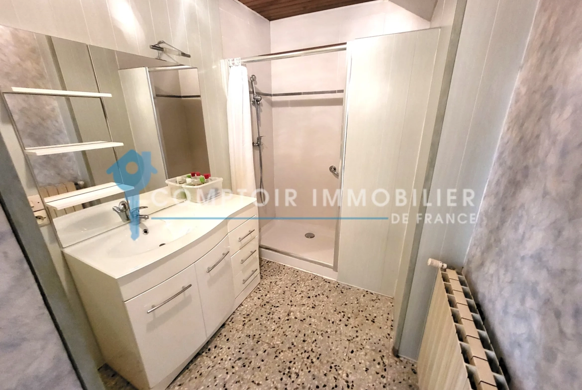 A vendre maison de ville de 145 m² à Livron-sur-Drôme avec grand potentiel 