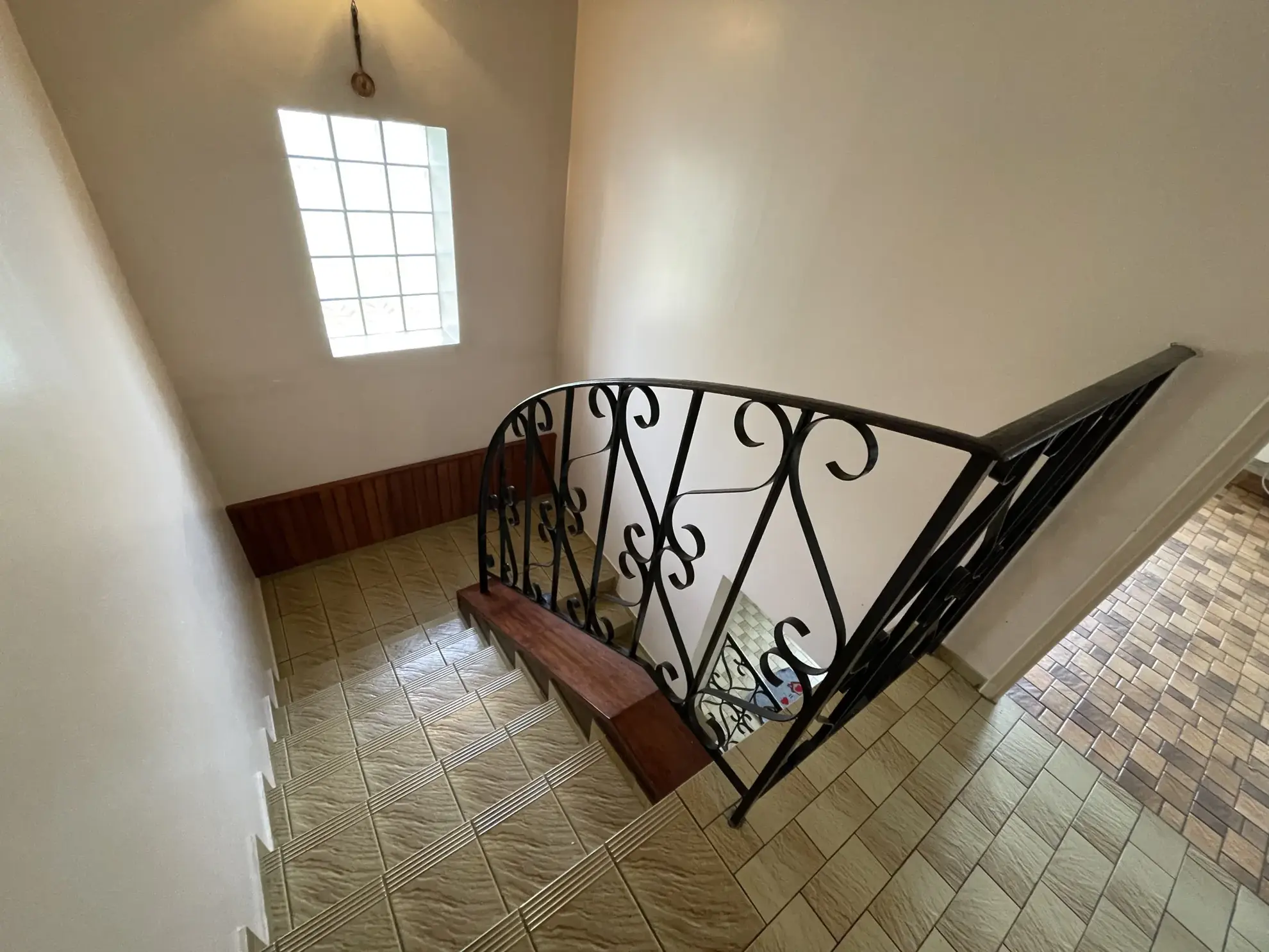 À vendre maison de ville à Bellerive-sur-Allier avec garage et jardin 