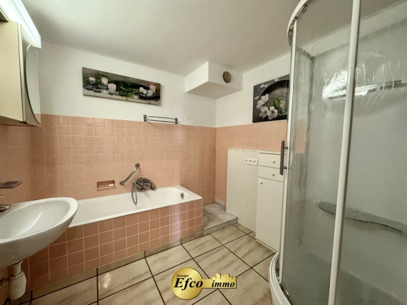 Vente d'un appartement T3 lumineux avec balcon à Huningue proche de Bâle 