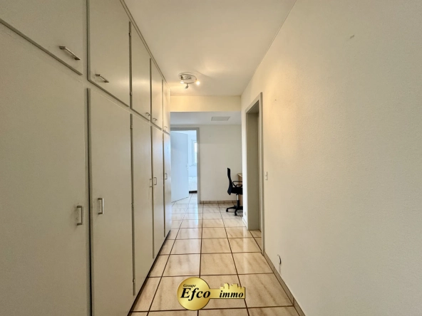 Vente d'un appartement T3 lumineux avec balcon à Huningue proche de Bâle 