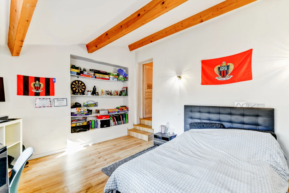 Maison de village rénovée avec 3 chambres à Saint-Martin-du-Var proche Nice 