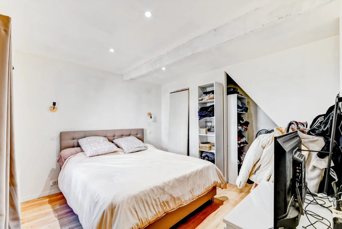 Maison de village rénovée avec 3 chambres à Saint-Martin-du-Var proche Nice 