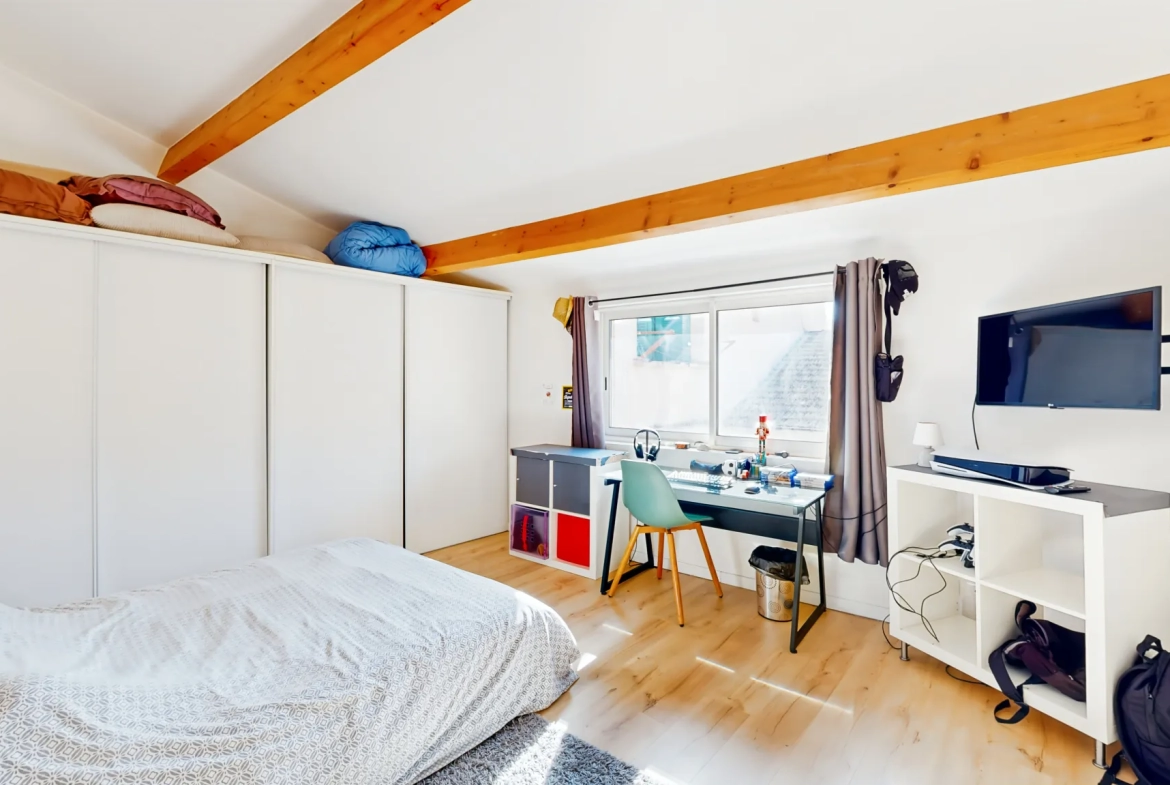 Maison de village rénovée avec 3 chambres à Saint-Martin-du-Var proche Nice 