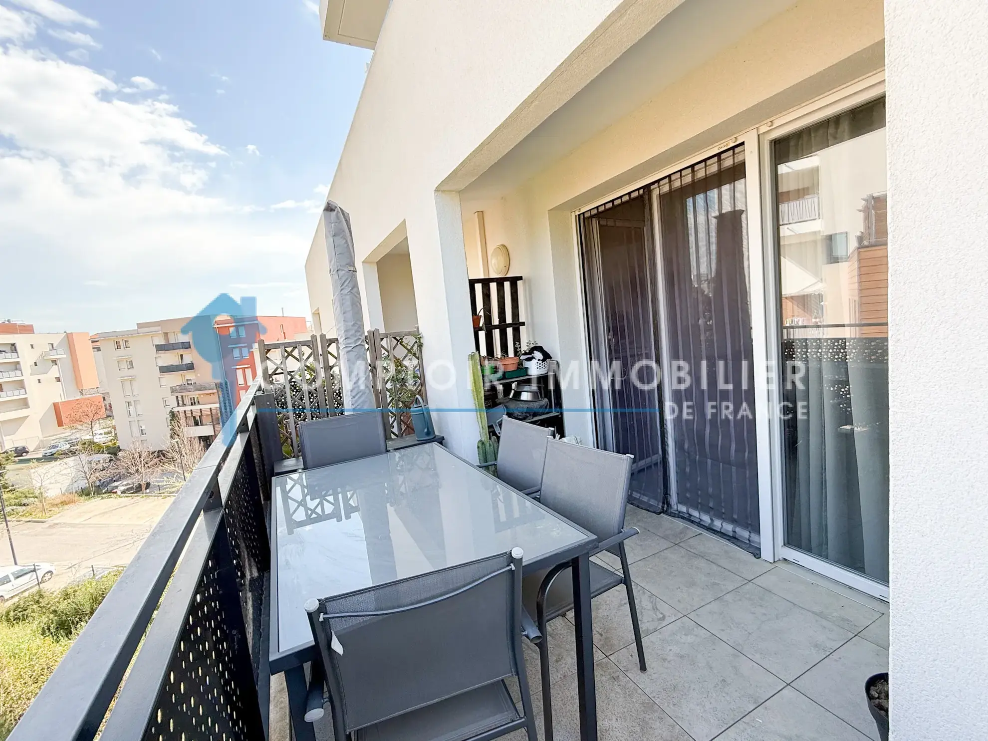 Appartement T3 avec terrasse, parking et vue à Marseille - Hauts de Saint-Marthe 