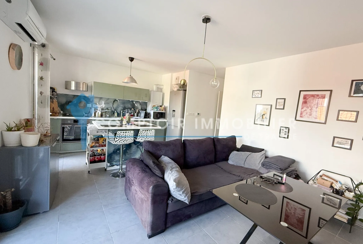 Appartement T3 avec terrasse, parking et vue à Marseille - Hauts de Saint-Marthe 