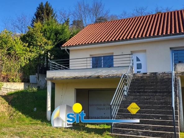 Maison rénovée à Vienne Charavel avec garage et terrasse - 87 m²