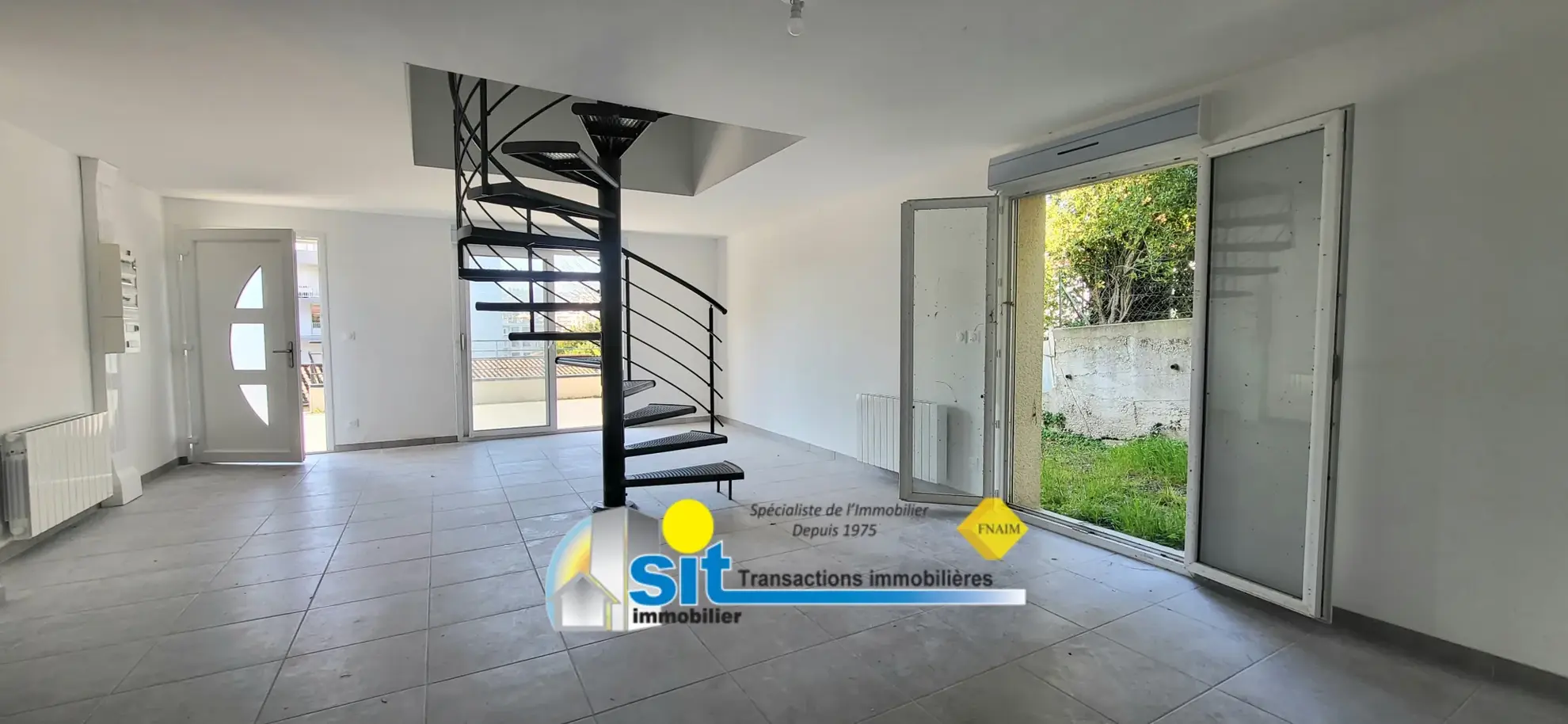 Maison rénovée à Vienne Charavel avec garage et terrasse - 87 m² 