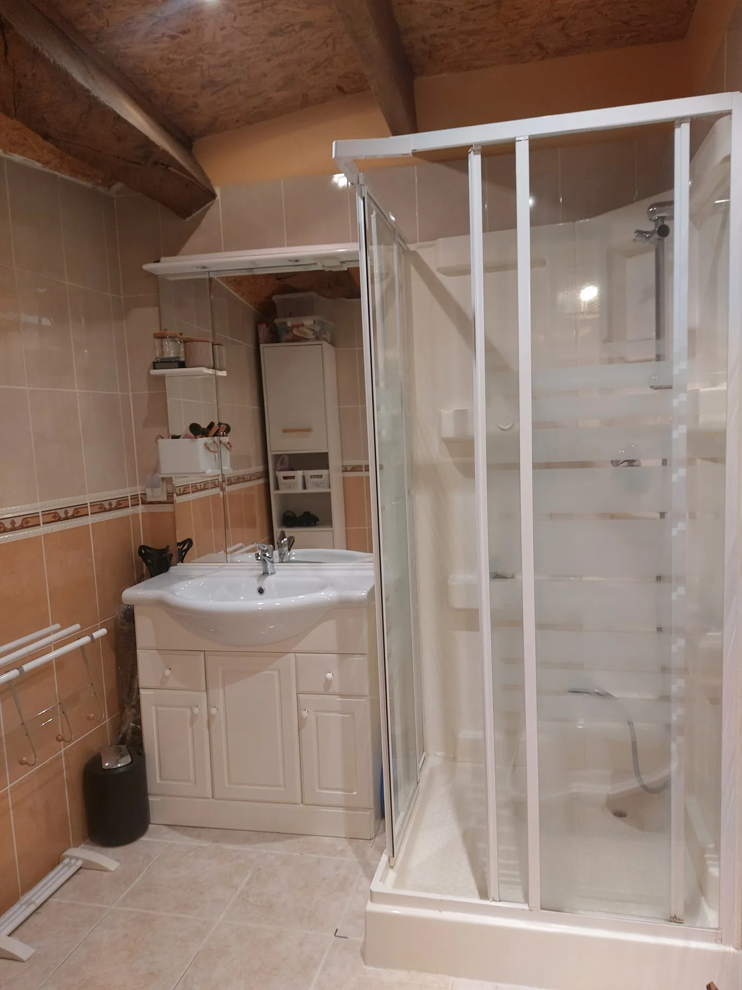 Charmante maison de village de 132 m² avec terrasse et garage proche du lac du Laouzas 