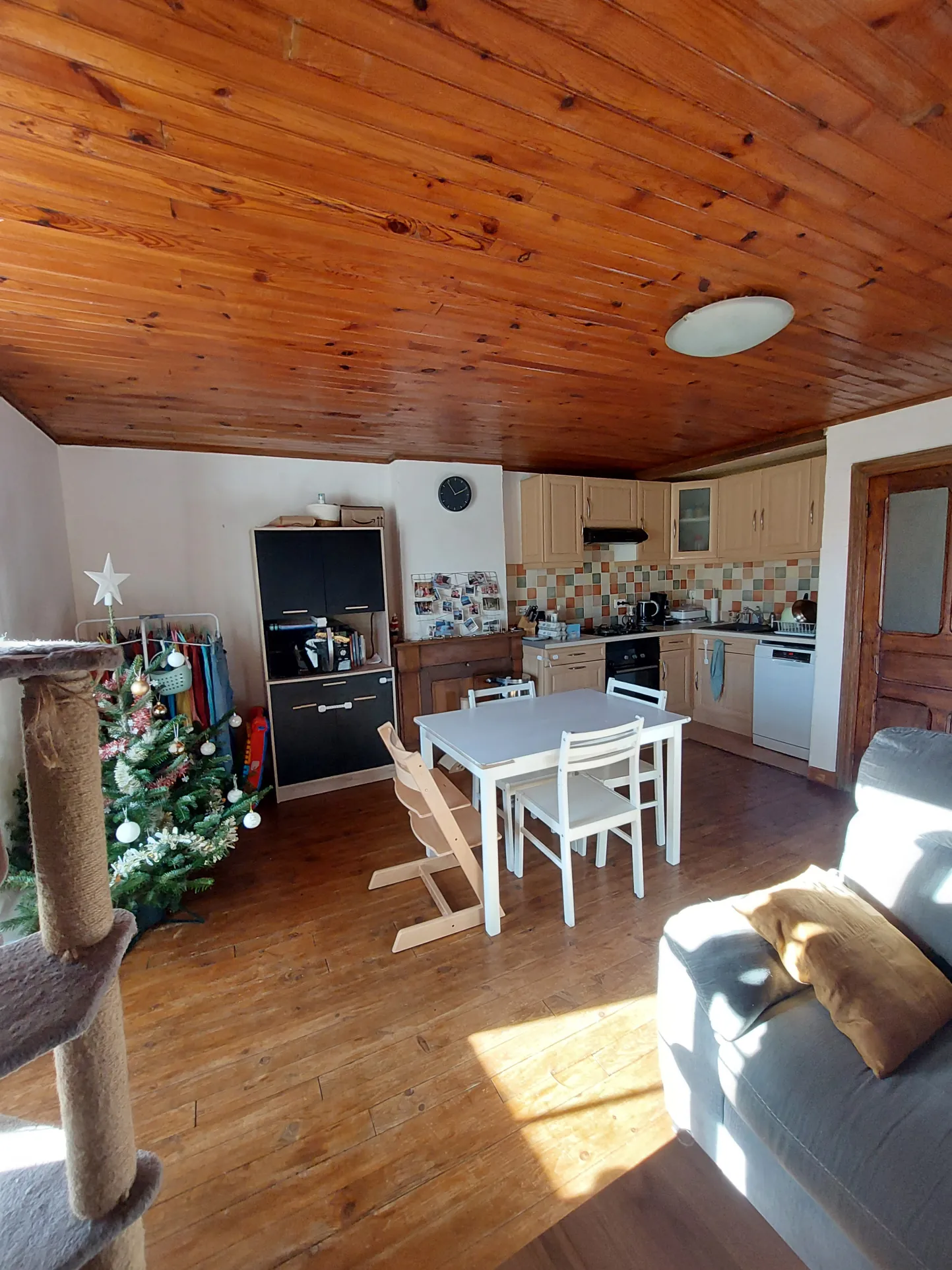 Charmante maison de village de 132 m² avec terrasse et garage proche du lac du Laouzas 