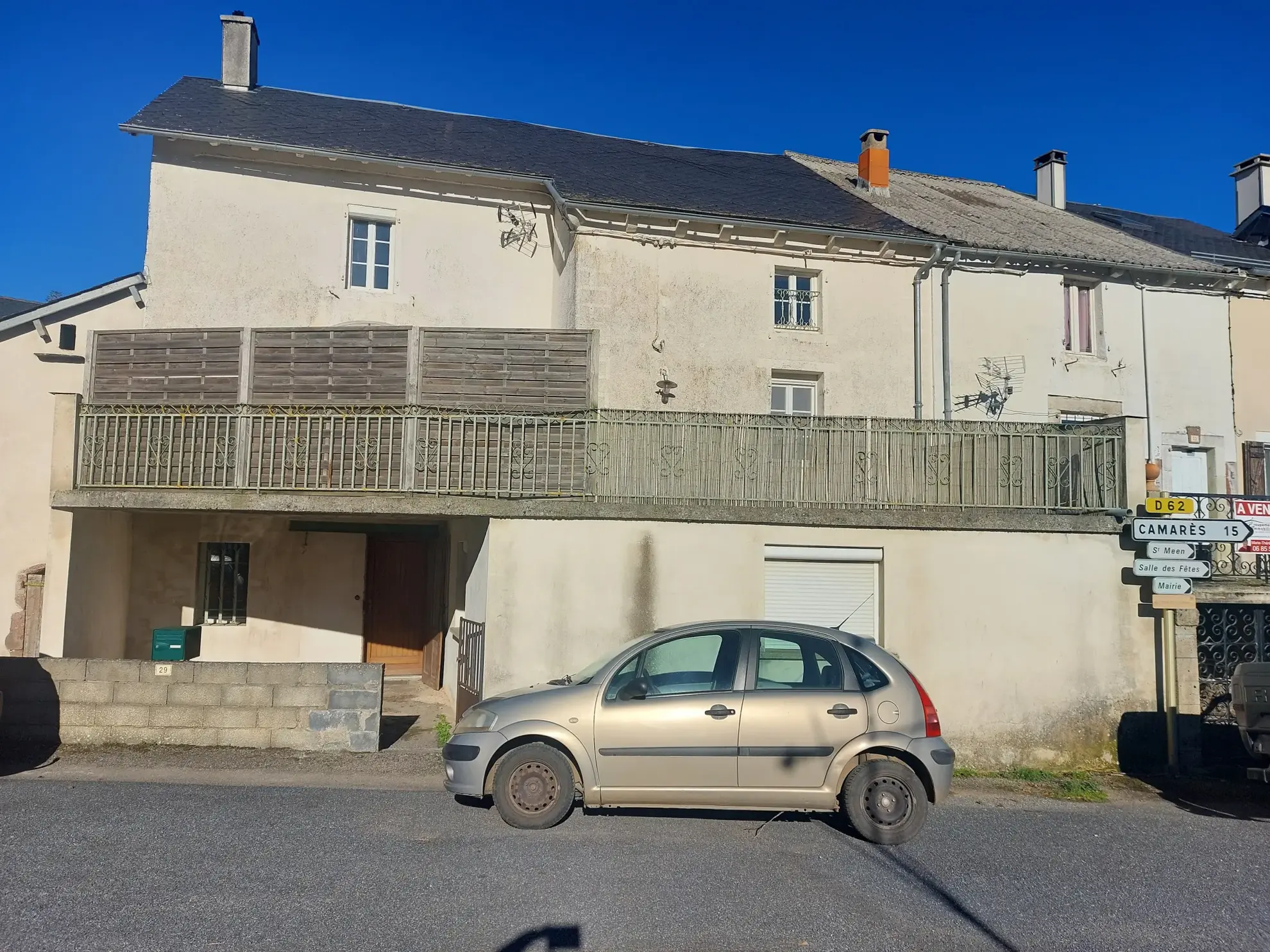 Charmante maison de village de 132 m² avec terrasse et garage proche du lac du Laouzas 