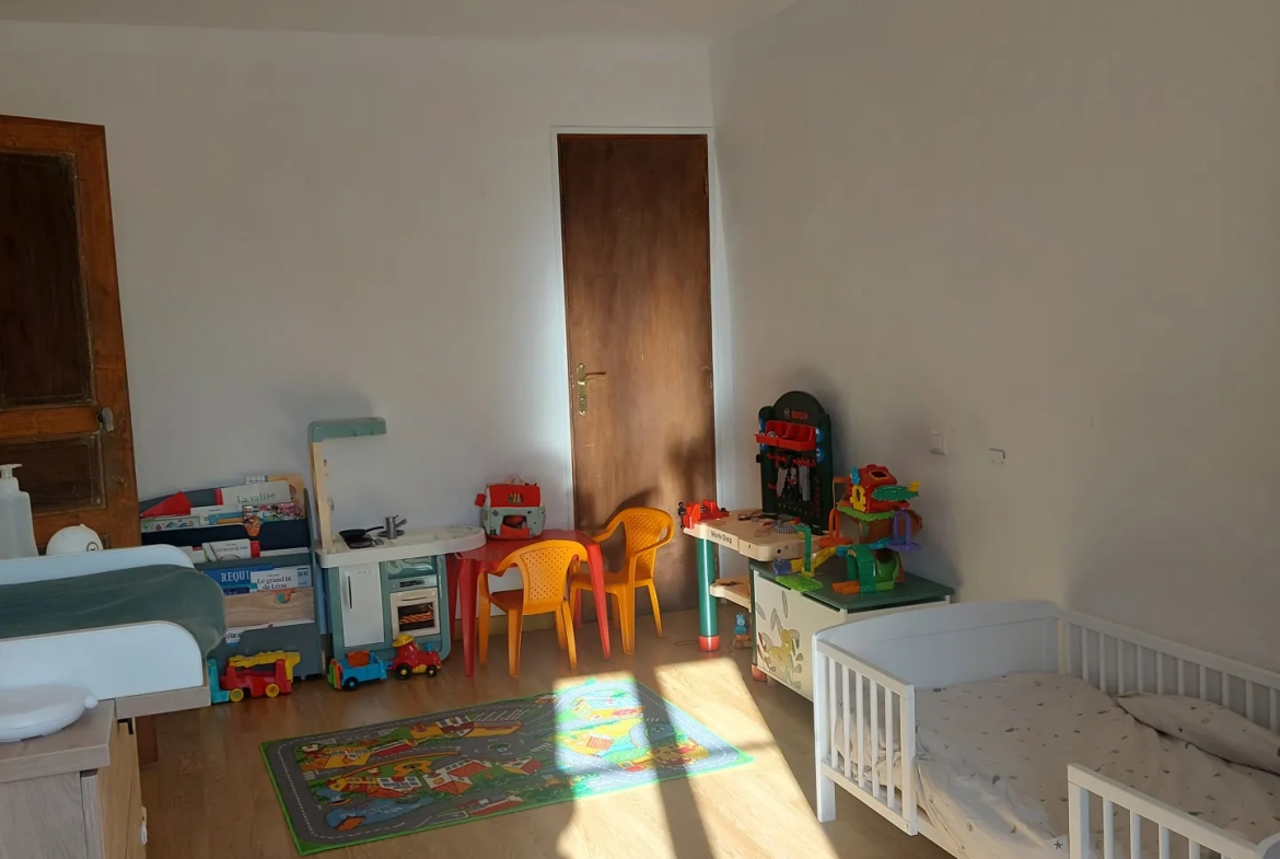 Charmante maison de village de 132 m² avec terrasse et garage proche du lac du Laouzas 