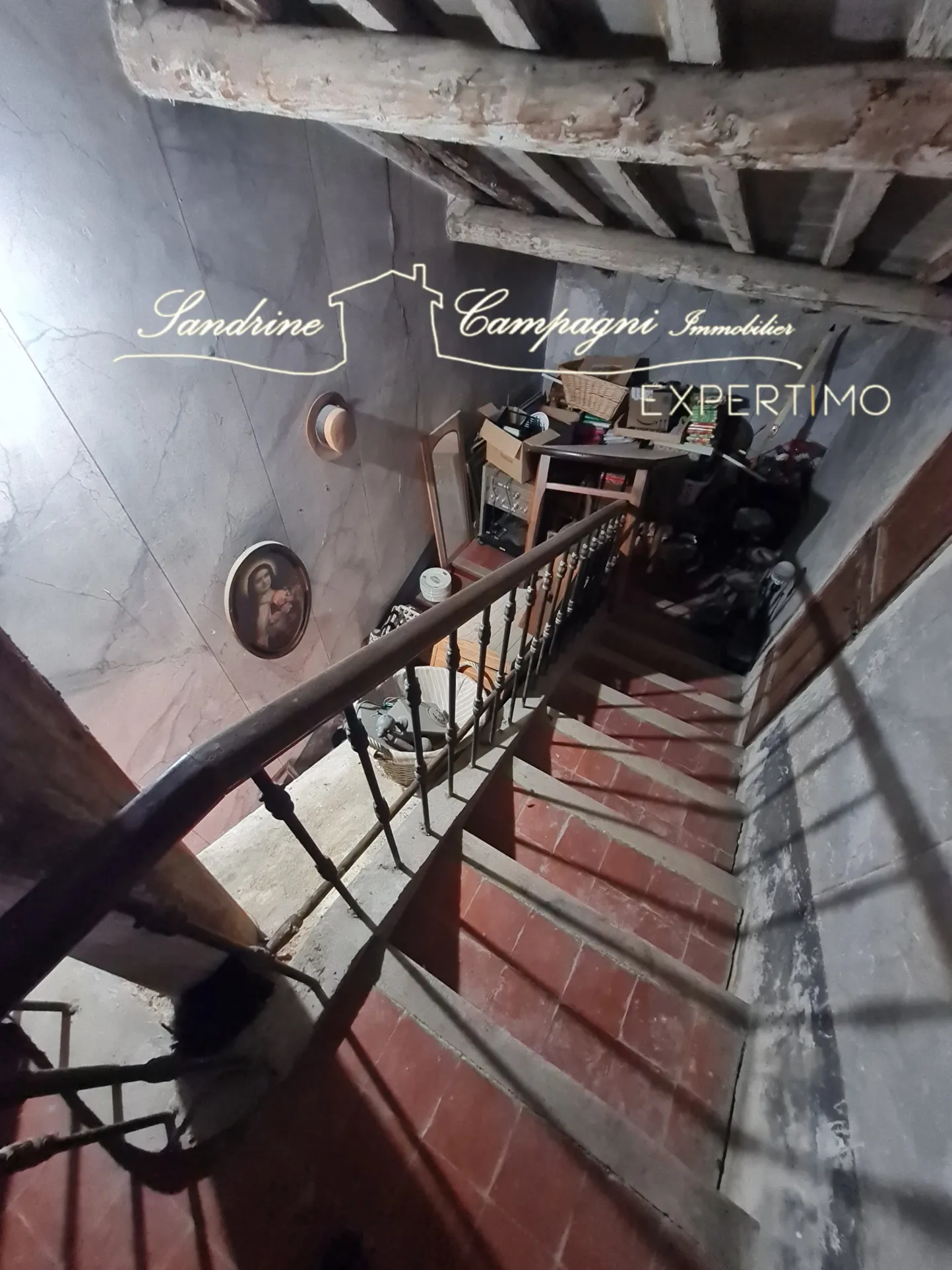Magnifique mas de caractère avec terrasse, garage et parking à Malemort du Comtat 