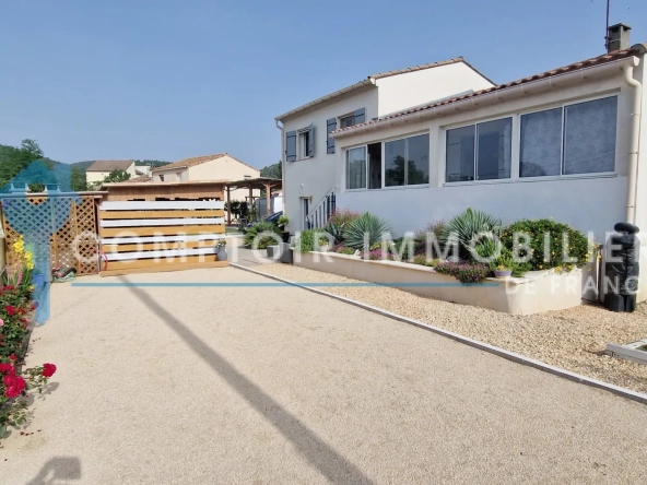 Belle maison familiale de 120 m² à Saint Martin de Valgalgues avec extérieur et équipements modernes